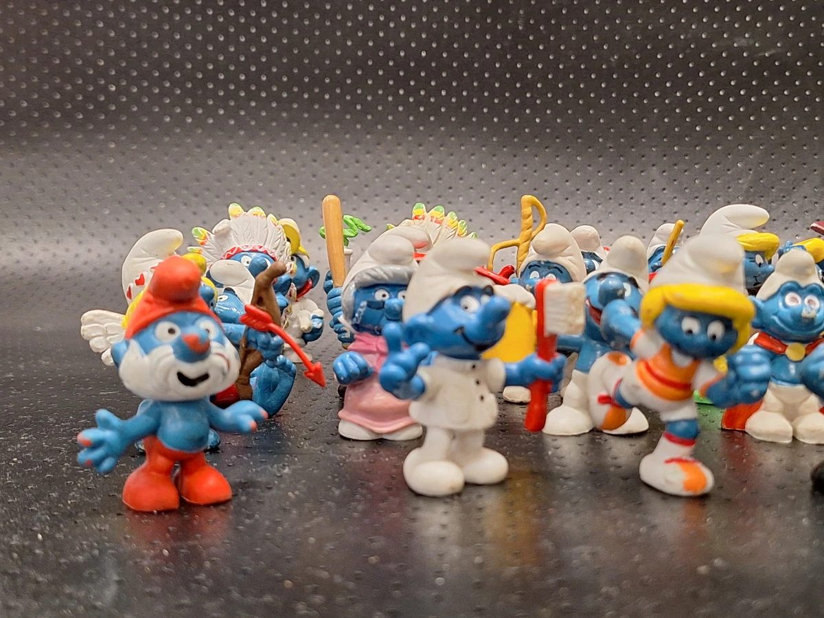 Grote smurfenverzameling – 40 vintage smurfenfiguren + Grote Smurf & Smurfin knuffels (Peyo) - foto 3