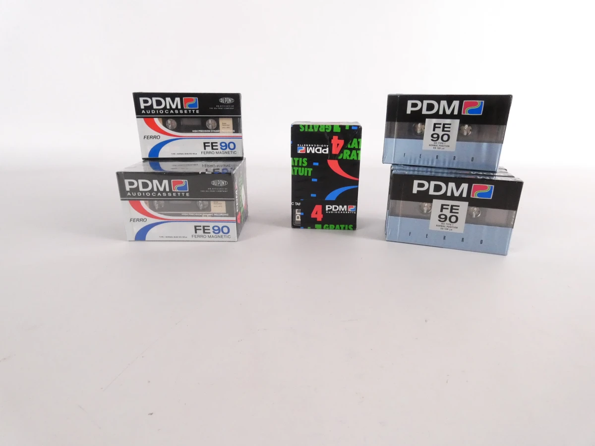 Set van 14 PDM FE90 audiocassettes