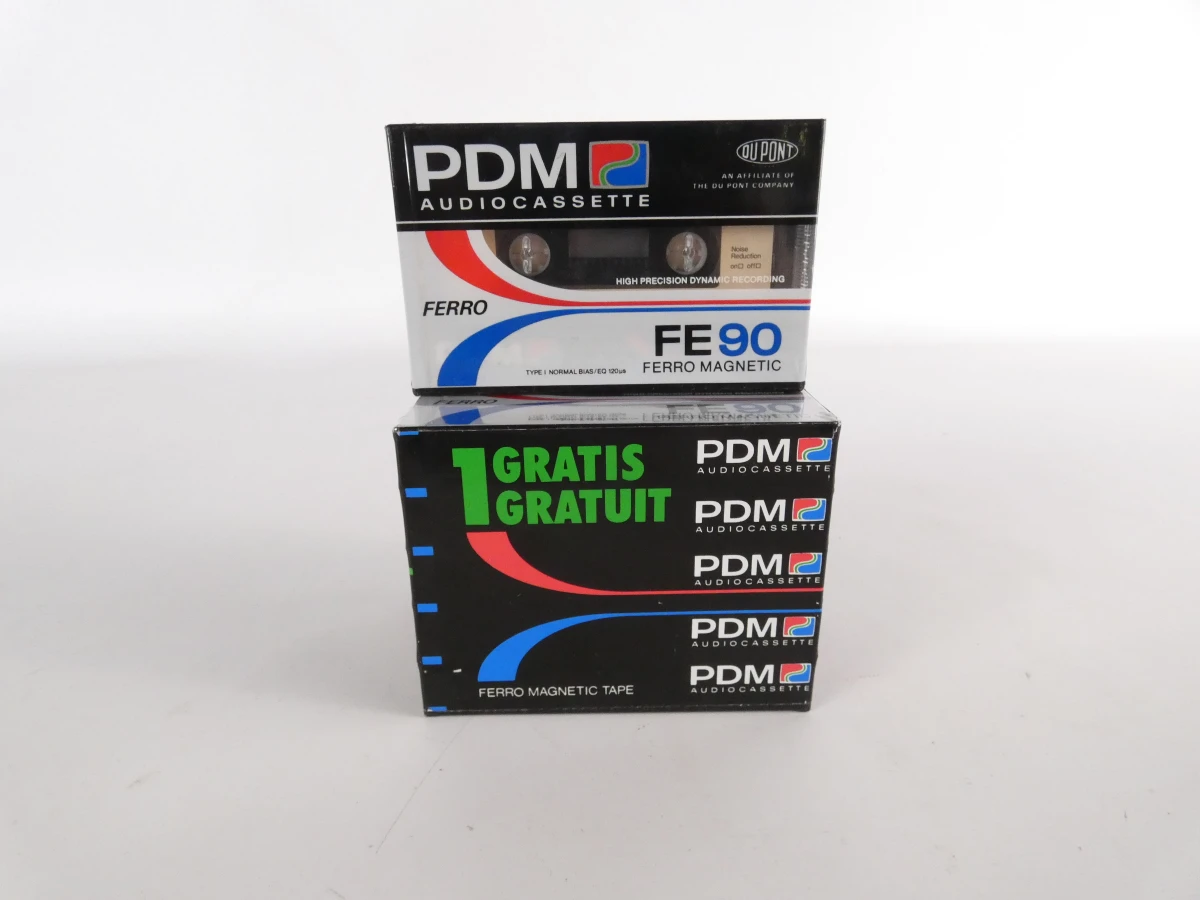 Set van 14 PDM FE90 audiocassettes