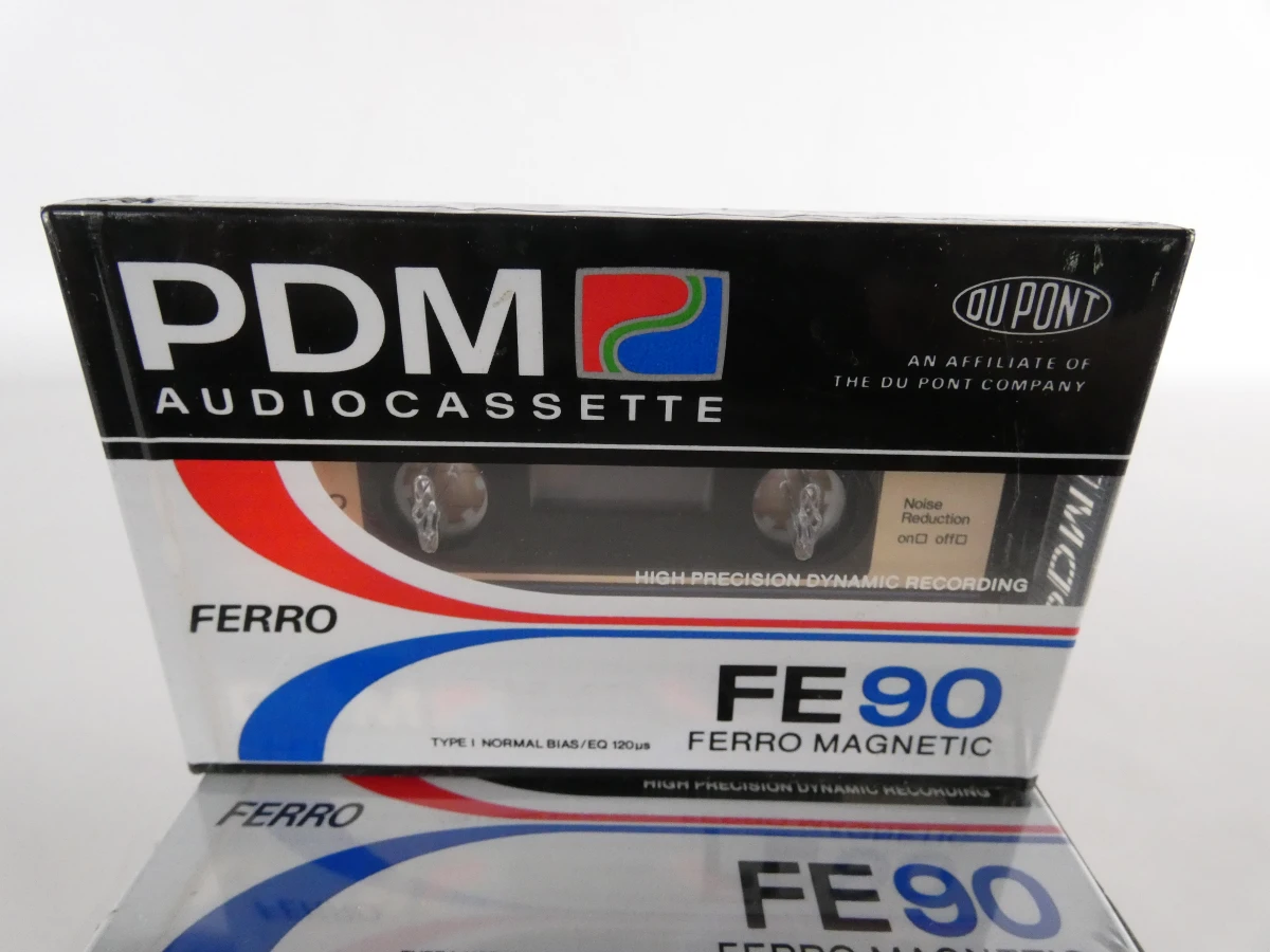 Set van 14 PDM FE90 audiocassettes