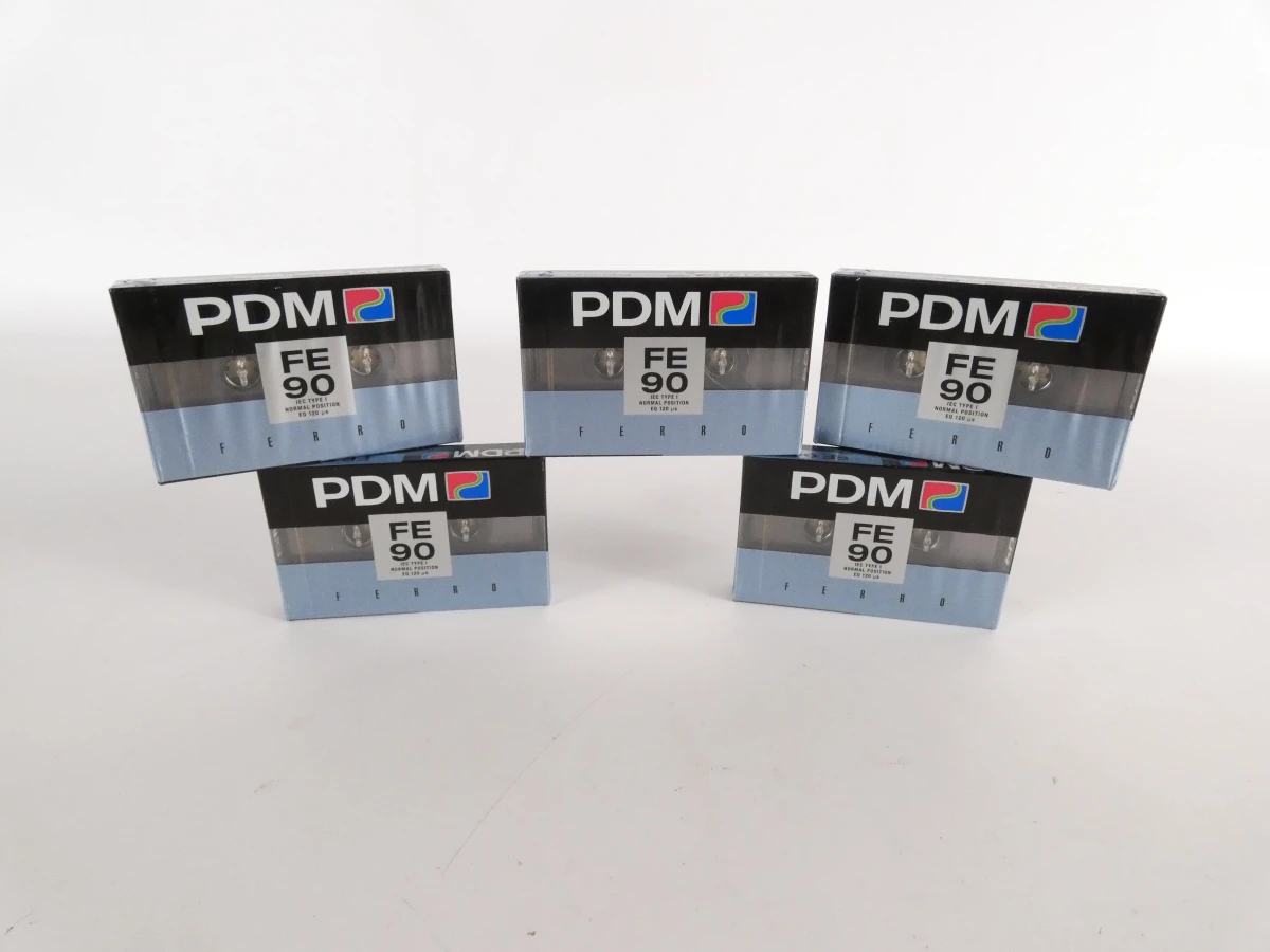 Set van 14 PDM FE90 audiocassettes