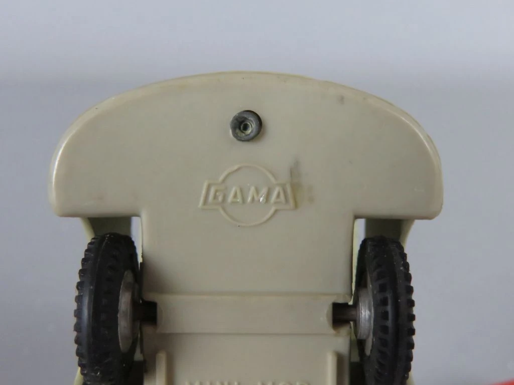 Vintage speelgoed VW brandweerwagen met uitschuifbare ladder