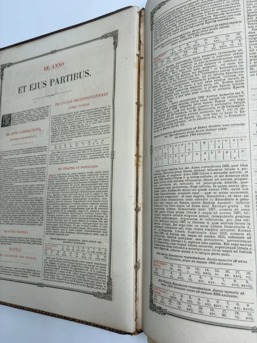 Antiek Missale Romanum gebedenboek