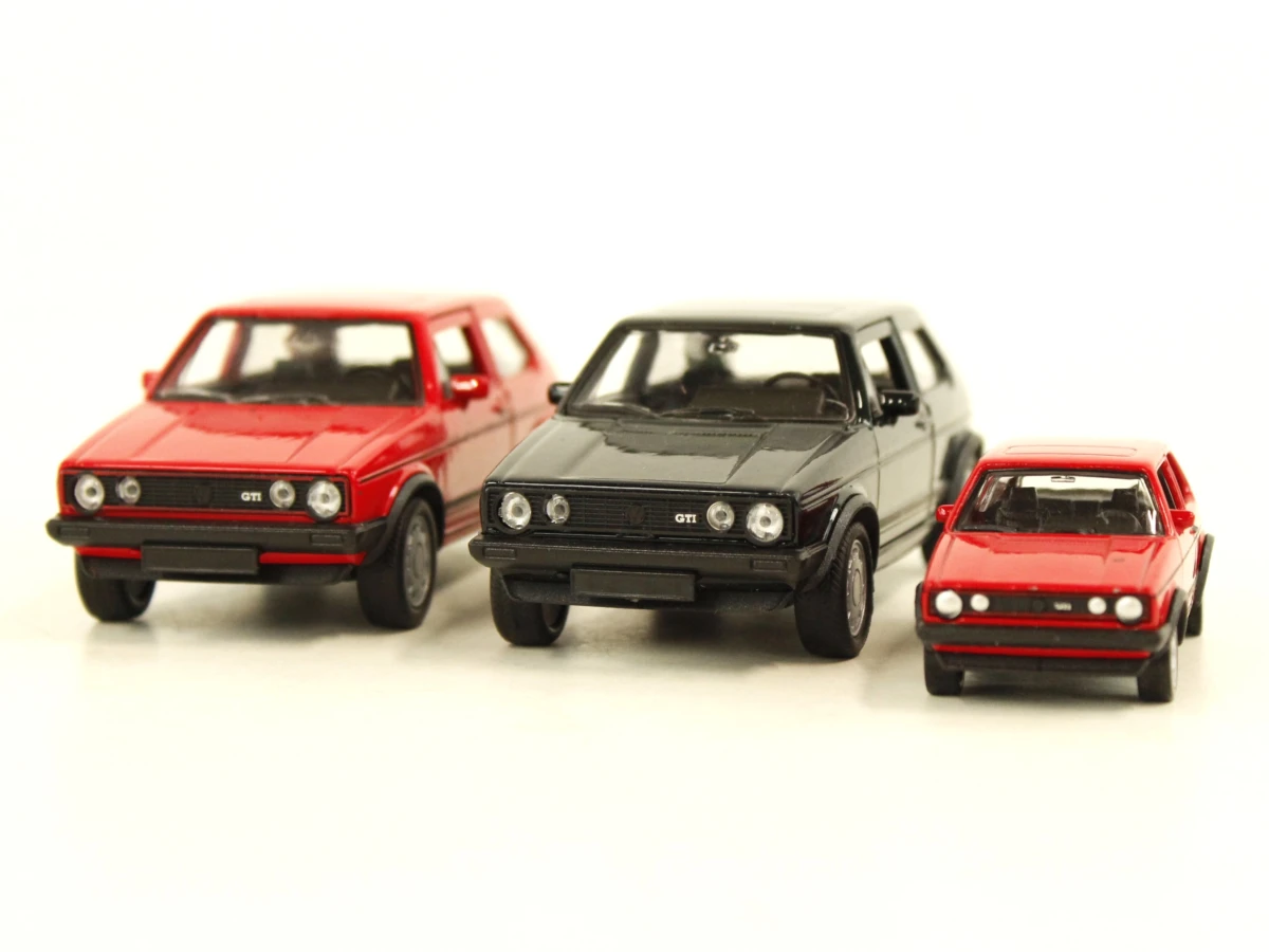 Set van 3 Volkswagen Golf GTI modelauto's