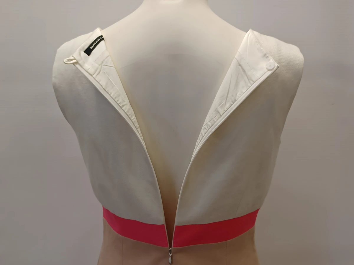 Exclusief NATAN Edition 5 ensemble - Elegante kokerjurk en bijpassende fuchsia blazer - foto 6
