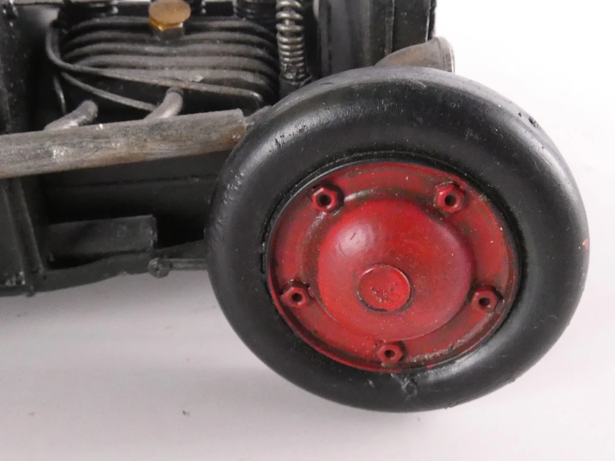 Set van 2 metalen modelauto's vintage stijl