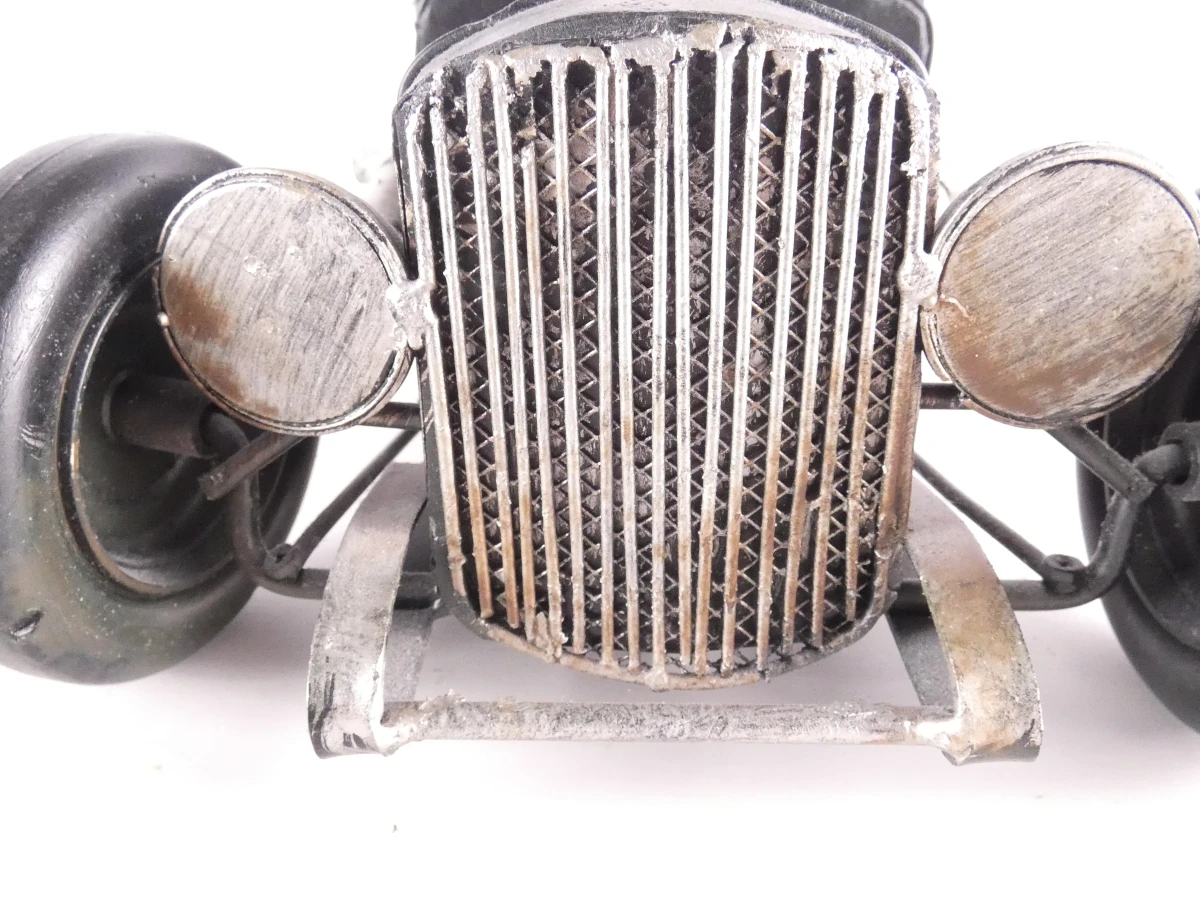 Set van 2 metalen modelauto's vintage stijl