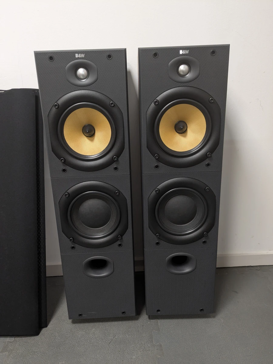 Set B&W DM 603 S2 vloerstaande luidsprekers