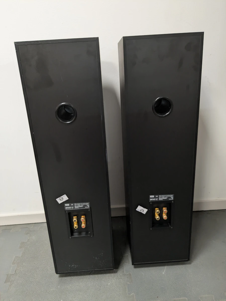 Set B&W DM 603 S2 vloerstaande luidsprekers