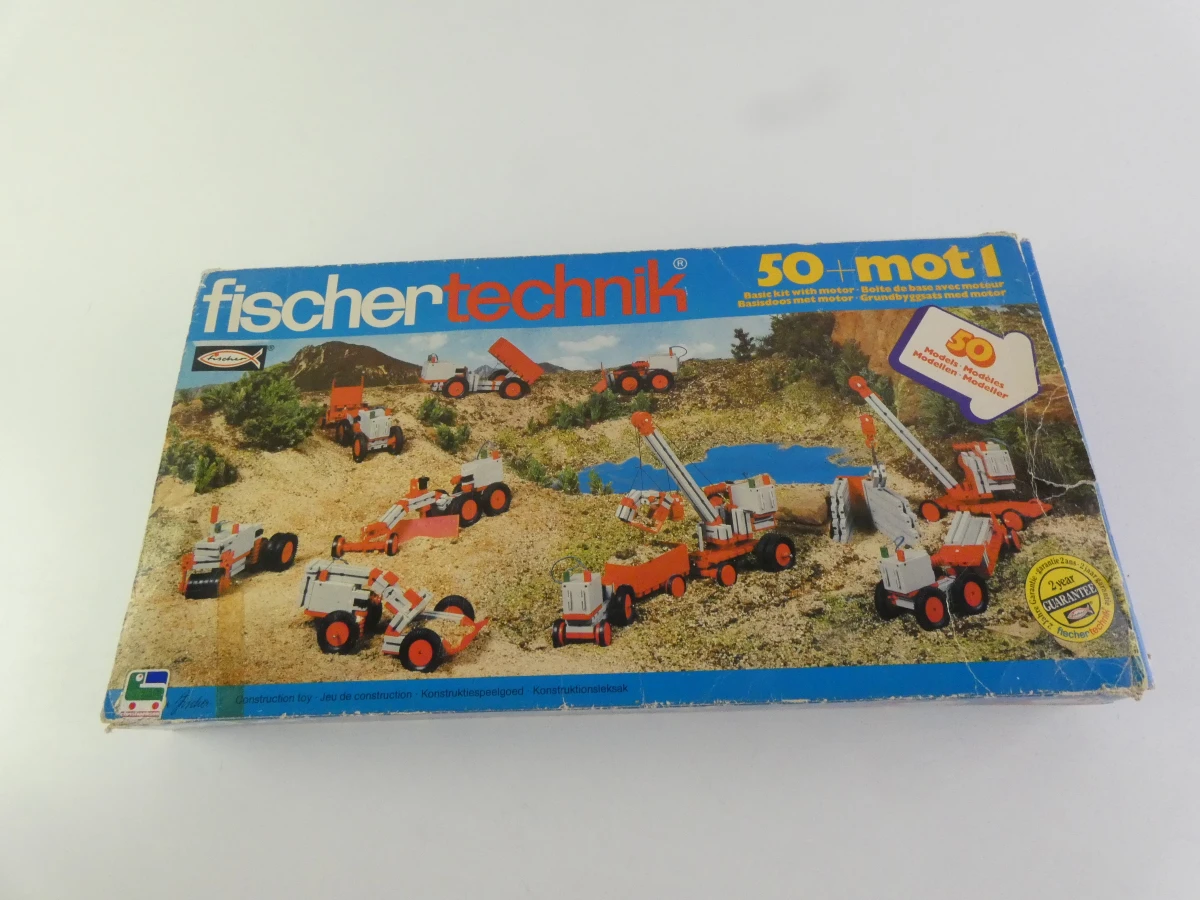 Vintage Fischertechnik 50 + Mot1 & Model 446 constructieset