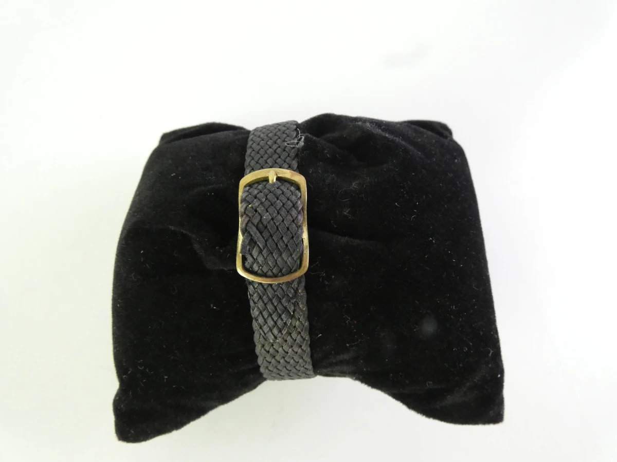 Omega Dameshorloge met gevlochten band
