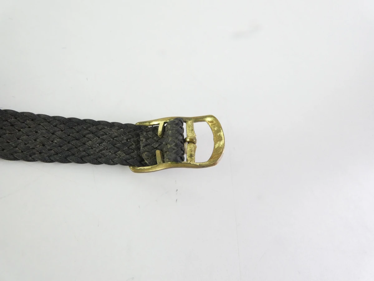 Omega Dameshorloge met gevlochten band
