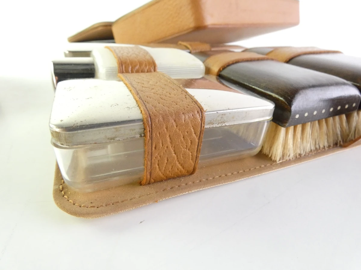 Vintage bruine leren manicure set in etui