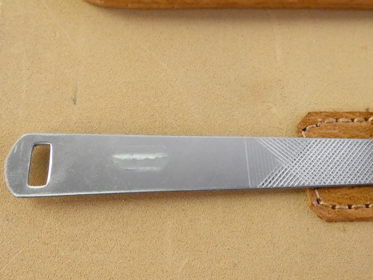 Vintage bruine leren manicure set in etui