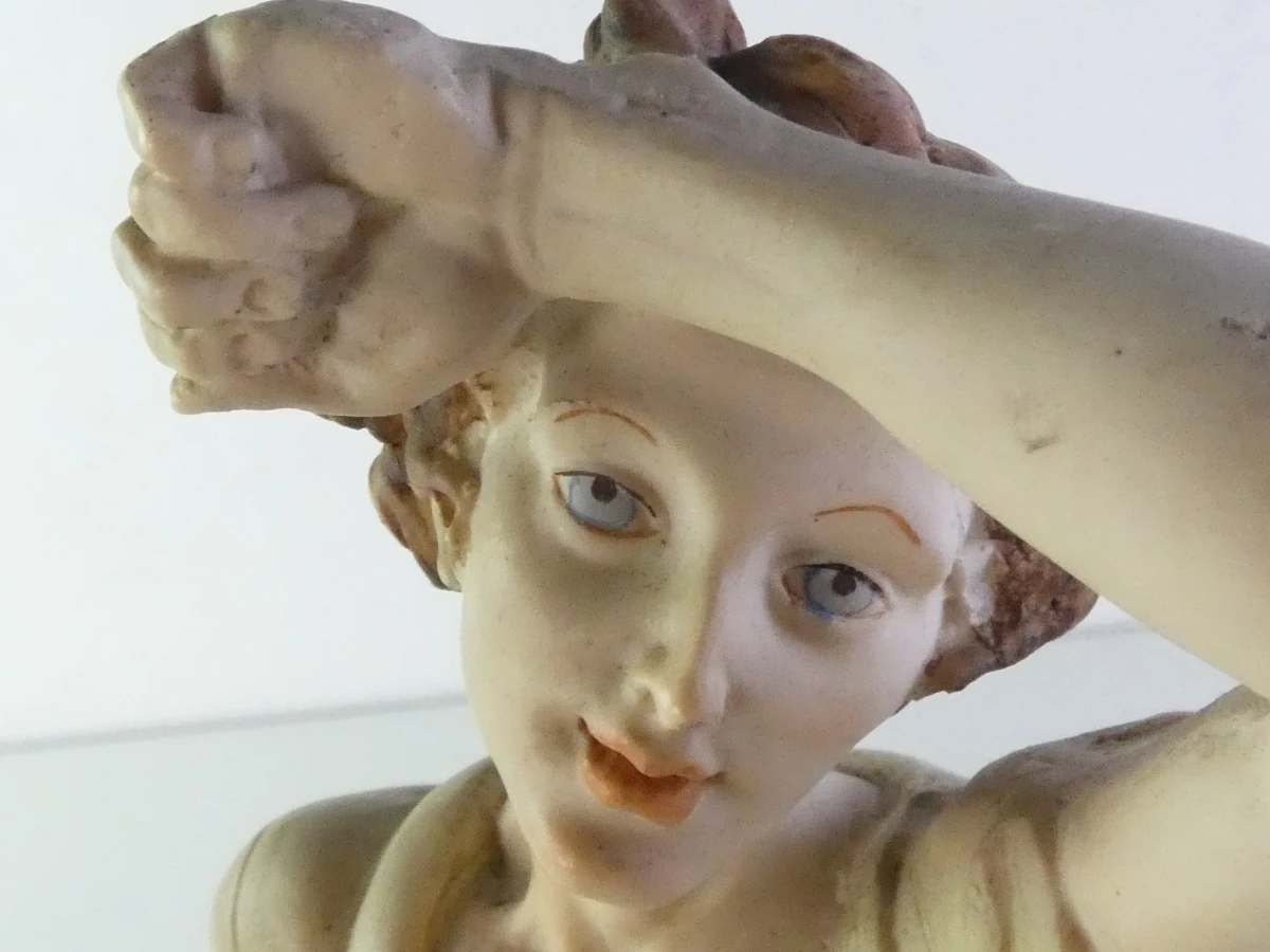 Vintage biscuitporseleinen beeldje - Capodimonte