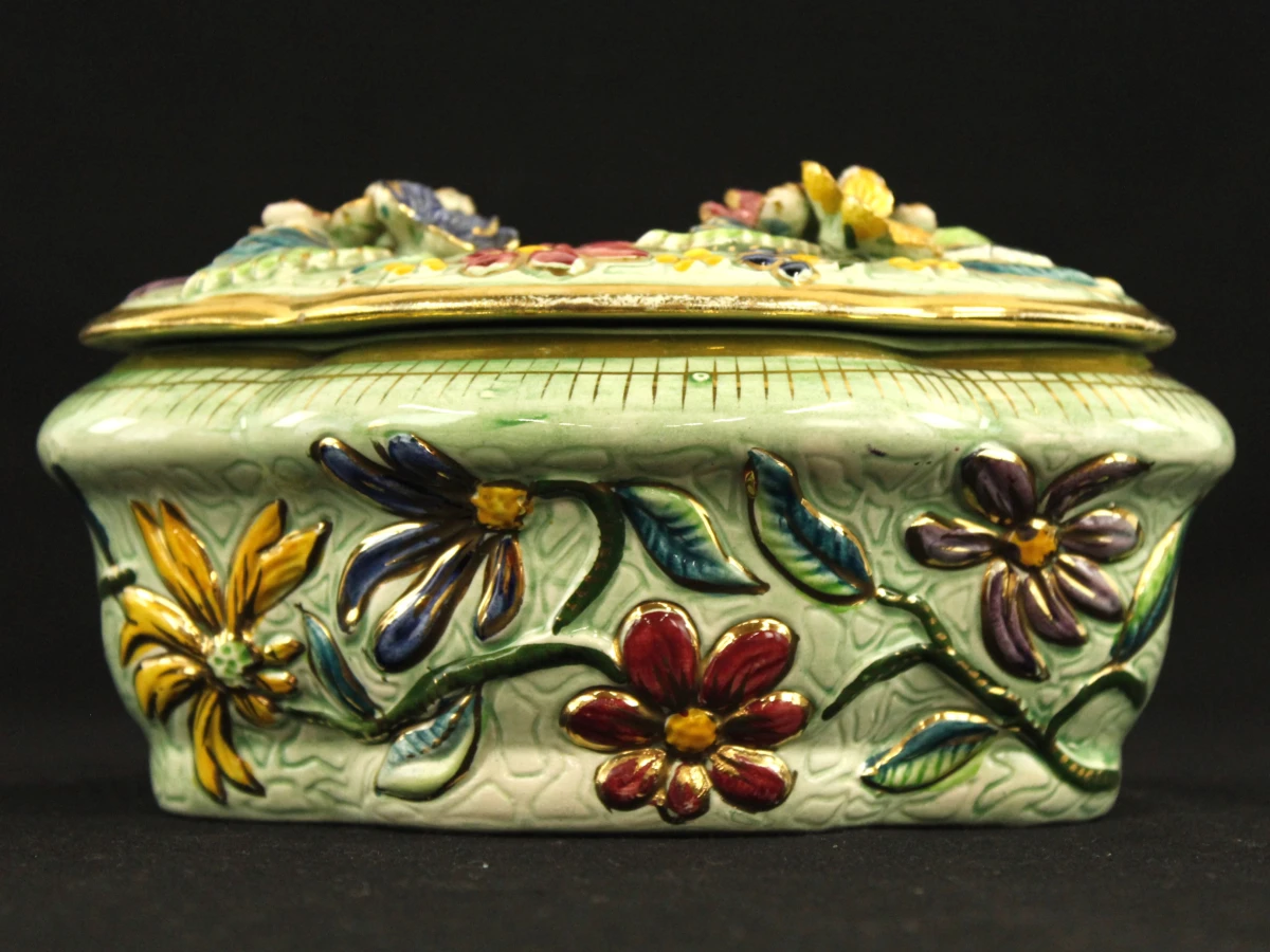 Hubert Bequet vintage Majolica/Barbotine keramisch juwelendoosje 1950