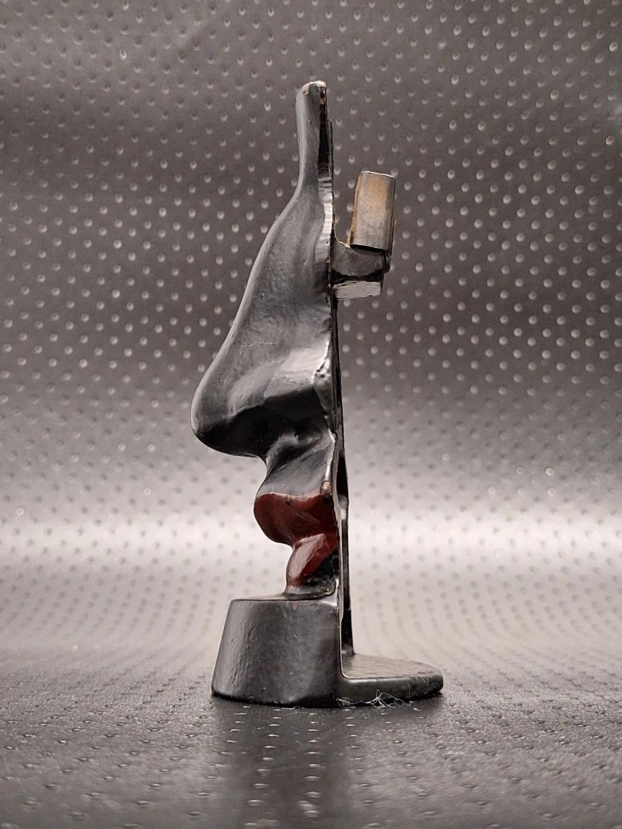 Vintage surrealistische brillenhouder ‘The Nose’ - Dalí-stijl - zwart met rode lippen - foto 4