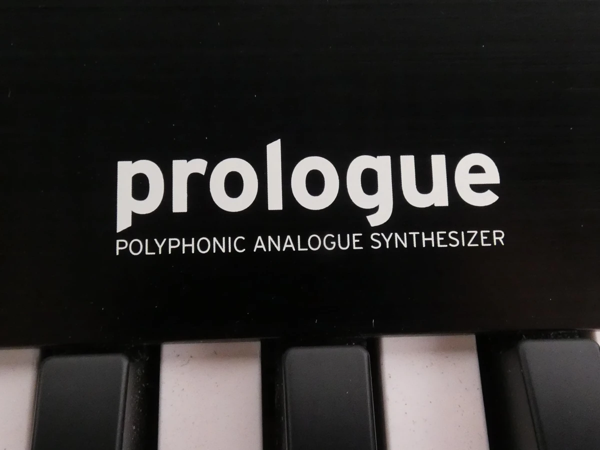 Korg Prologue 16 polyfone analoge synthesizer