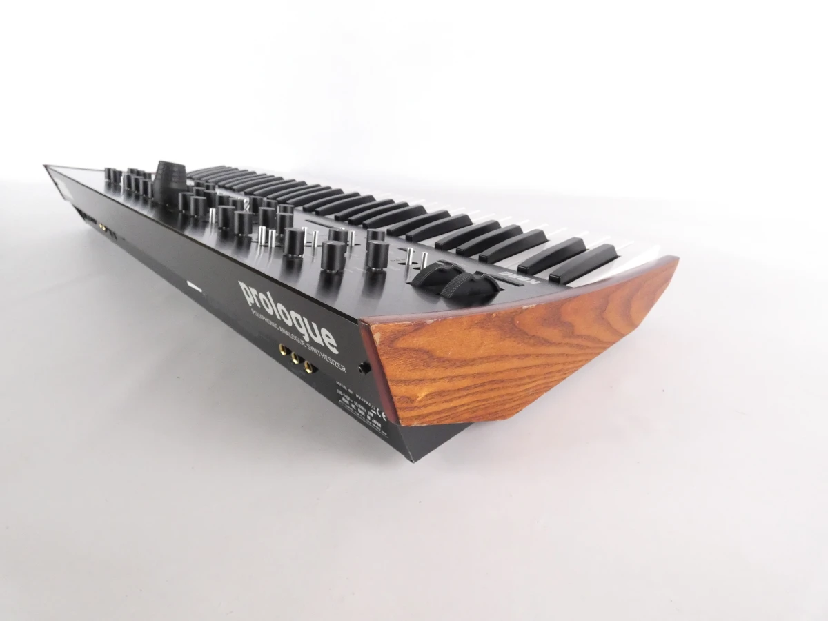 Korg Prologue 16 polyfone analoge synthesizer