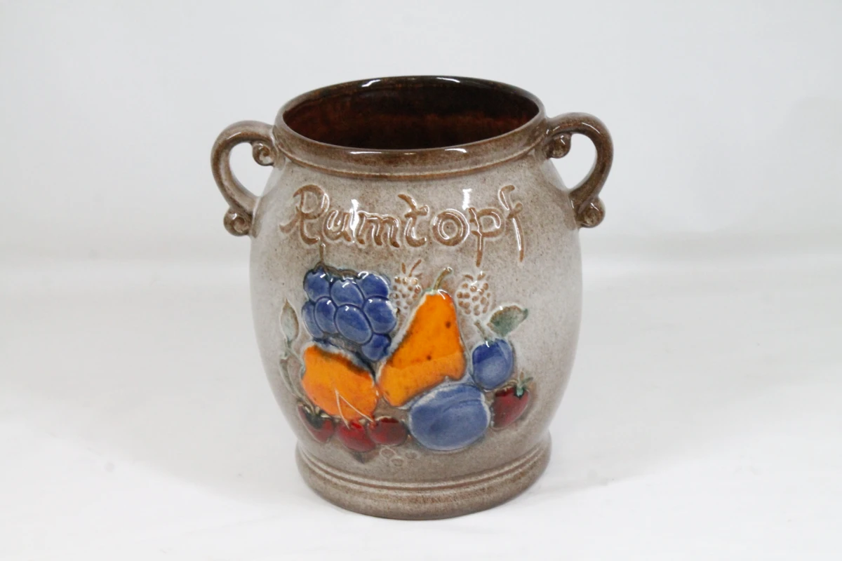 Vintage keramische Rumtopf pot met fruitdecoratie