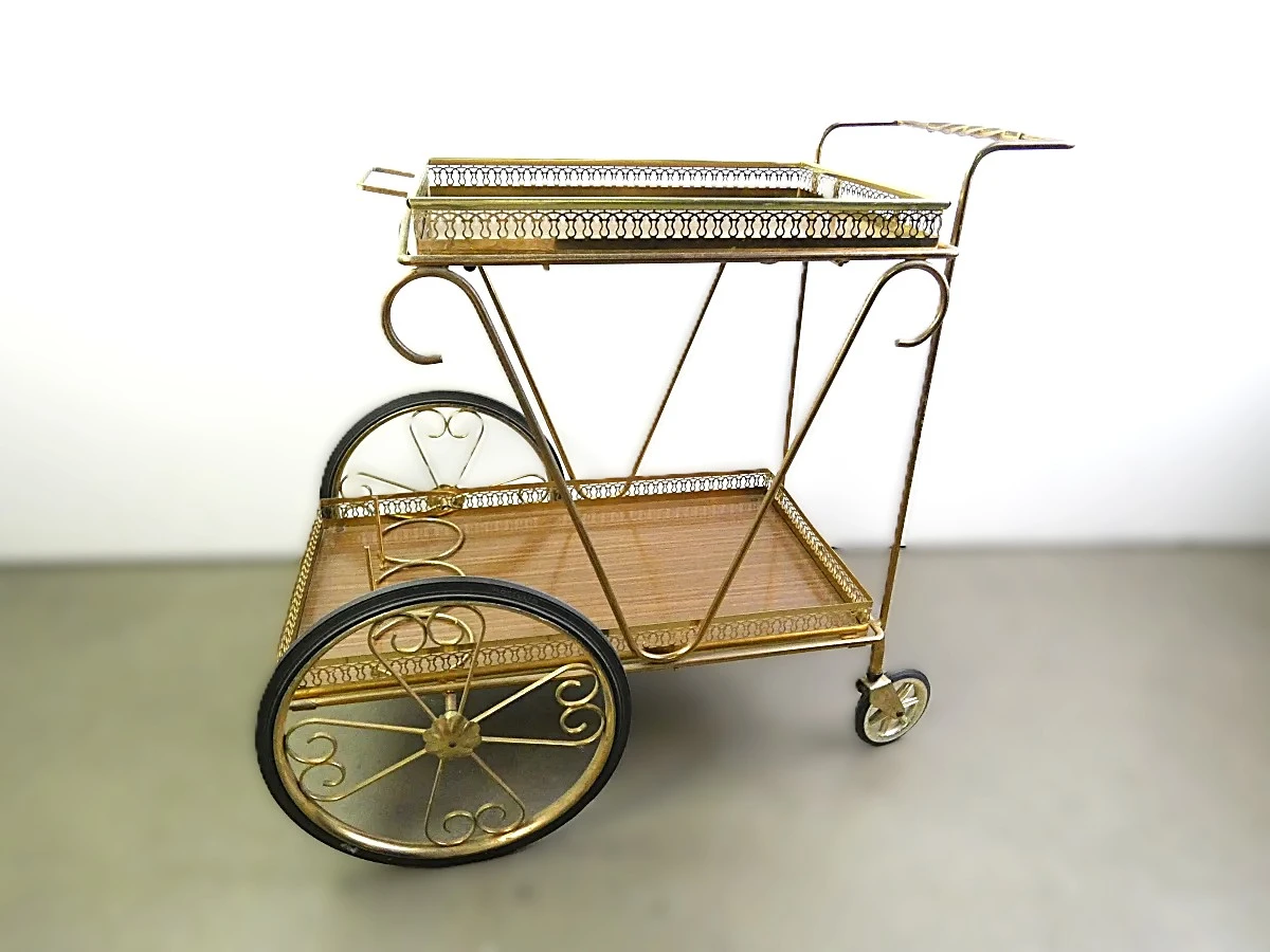 Vintage metalen barwagen met plateau