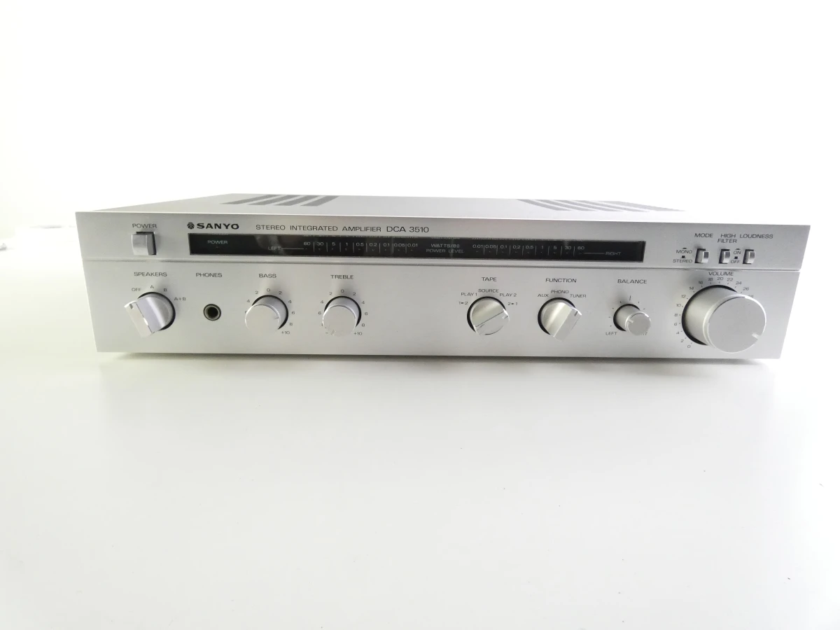 Sanyo stereo geïntegreerde versterker DCA 3510