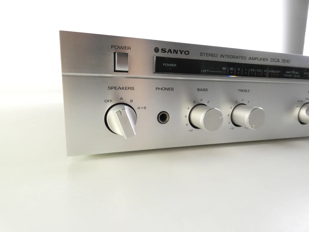 Sanyo stereo geïntegreerde versterker DCA 3510