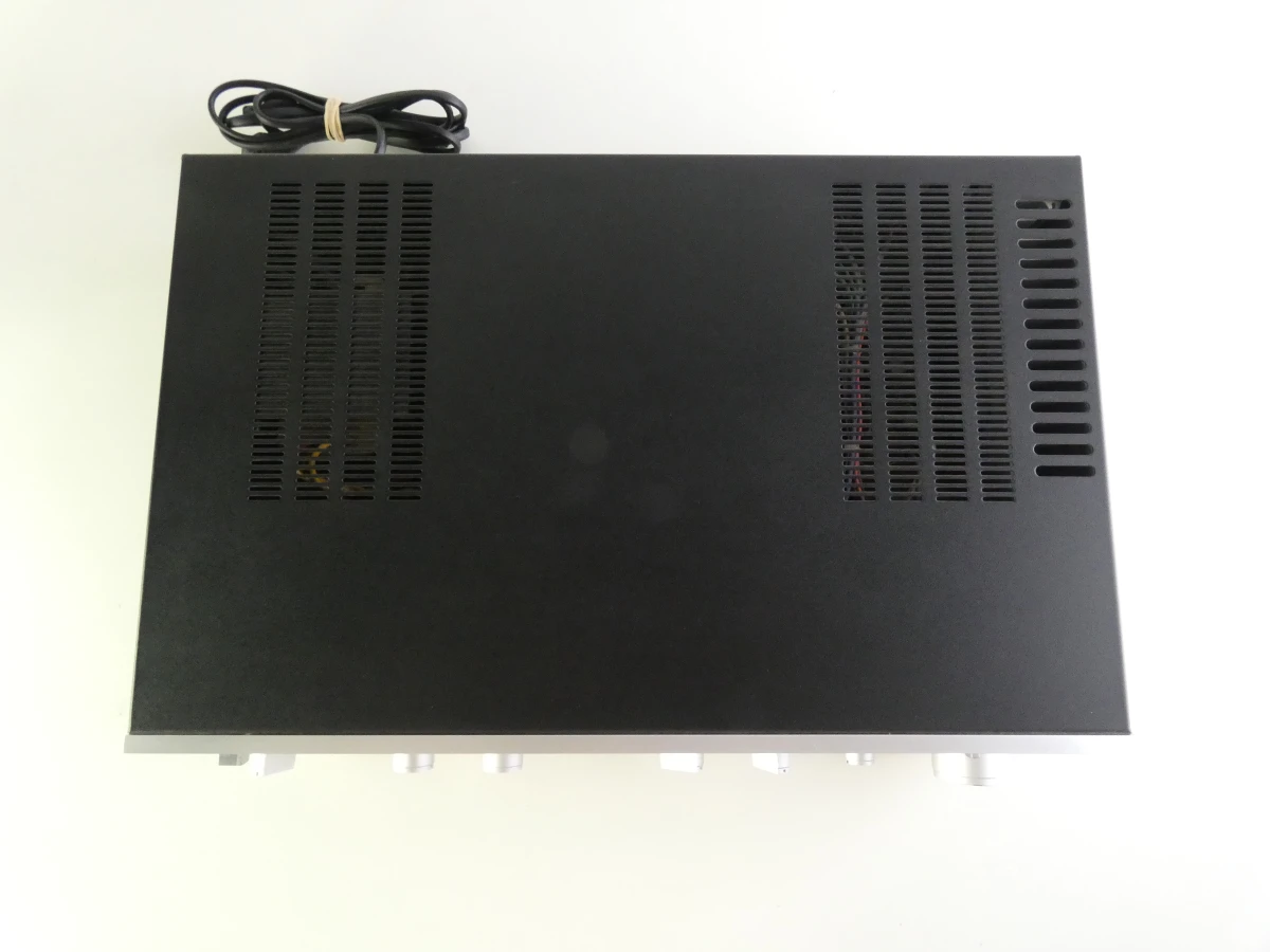 Sanyo stereo geïntegreerde versterker DCA 3510