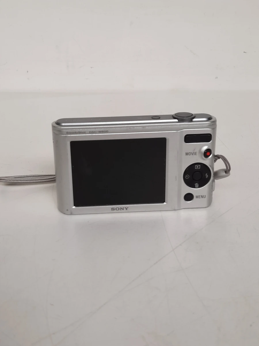 Compacte Zilveren Sony Cyber-shot DSC-W800 + Oplader & Tasje – 20.1 Megapixel