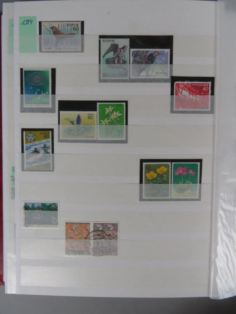 Postzegelverzameling Japan in rode album