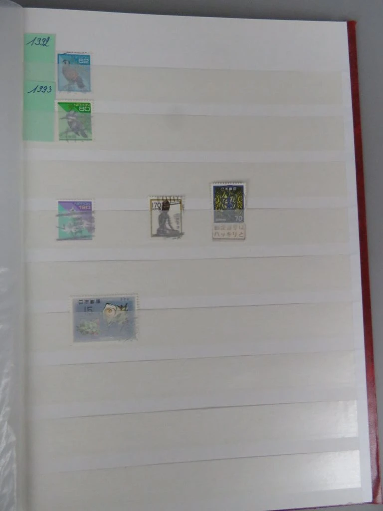 Postzegelverzameling Japan in rode album