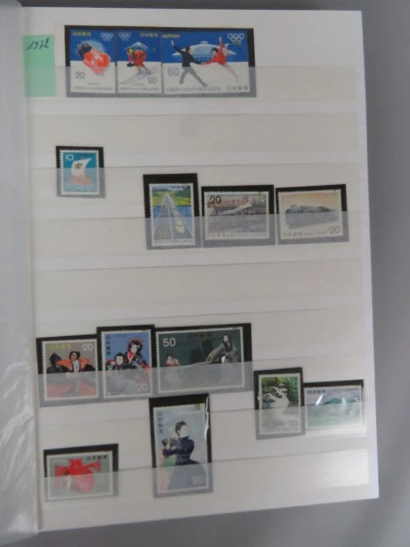 Postzegelverzameling Japan in rode album