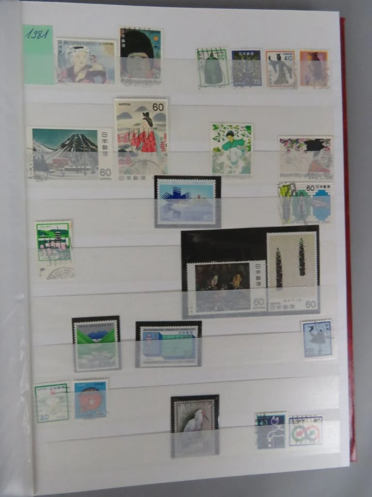 Postzegelverzameling Japan in rode album