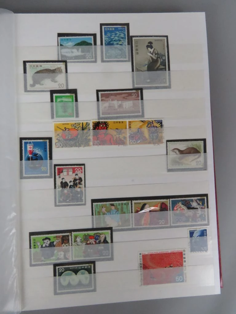 Postzegelverzameling Japan in rode album