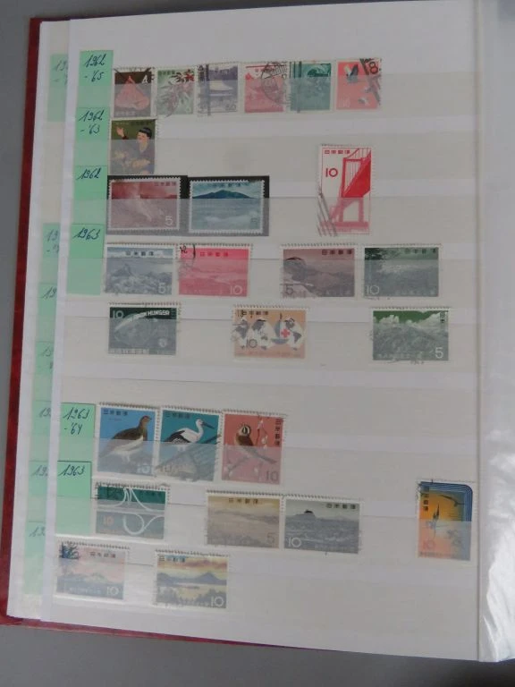 Postzegelverzameling Japan in rode album