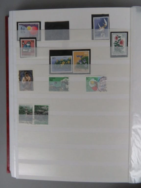 Postzegelverzameling Japan in rode album