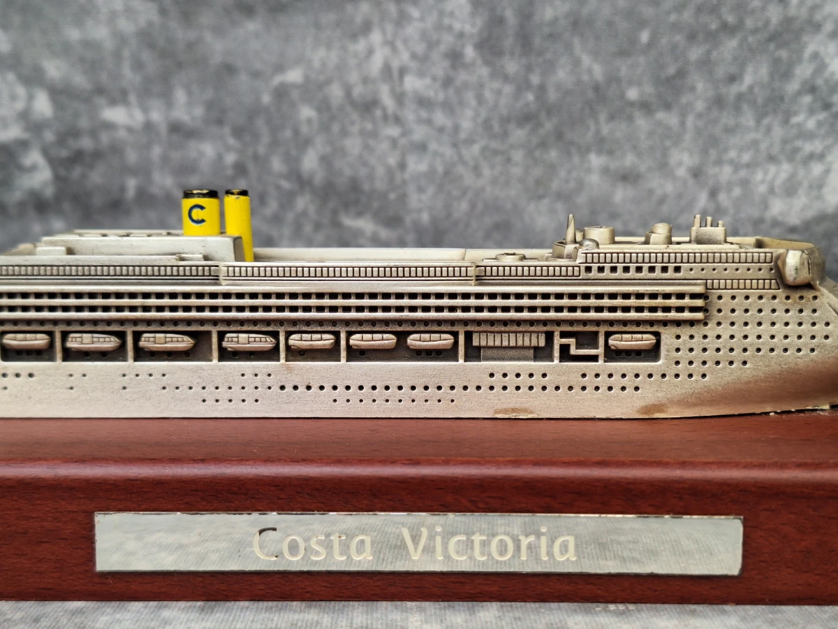 Set van 5 Costa Cruises scheepsmodellen - metaal op houten sokkel - Made in Italy (1) - foto 7