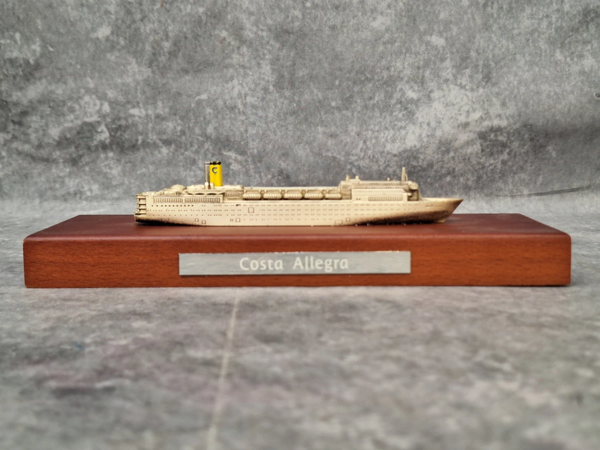 Set van 5 Costa Cruises scheepsmodellen - metaal op houten sokkel - Made in Italy (2) - foto 9