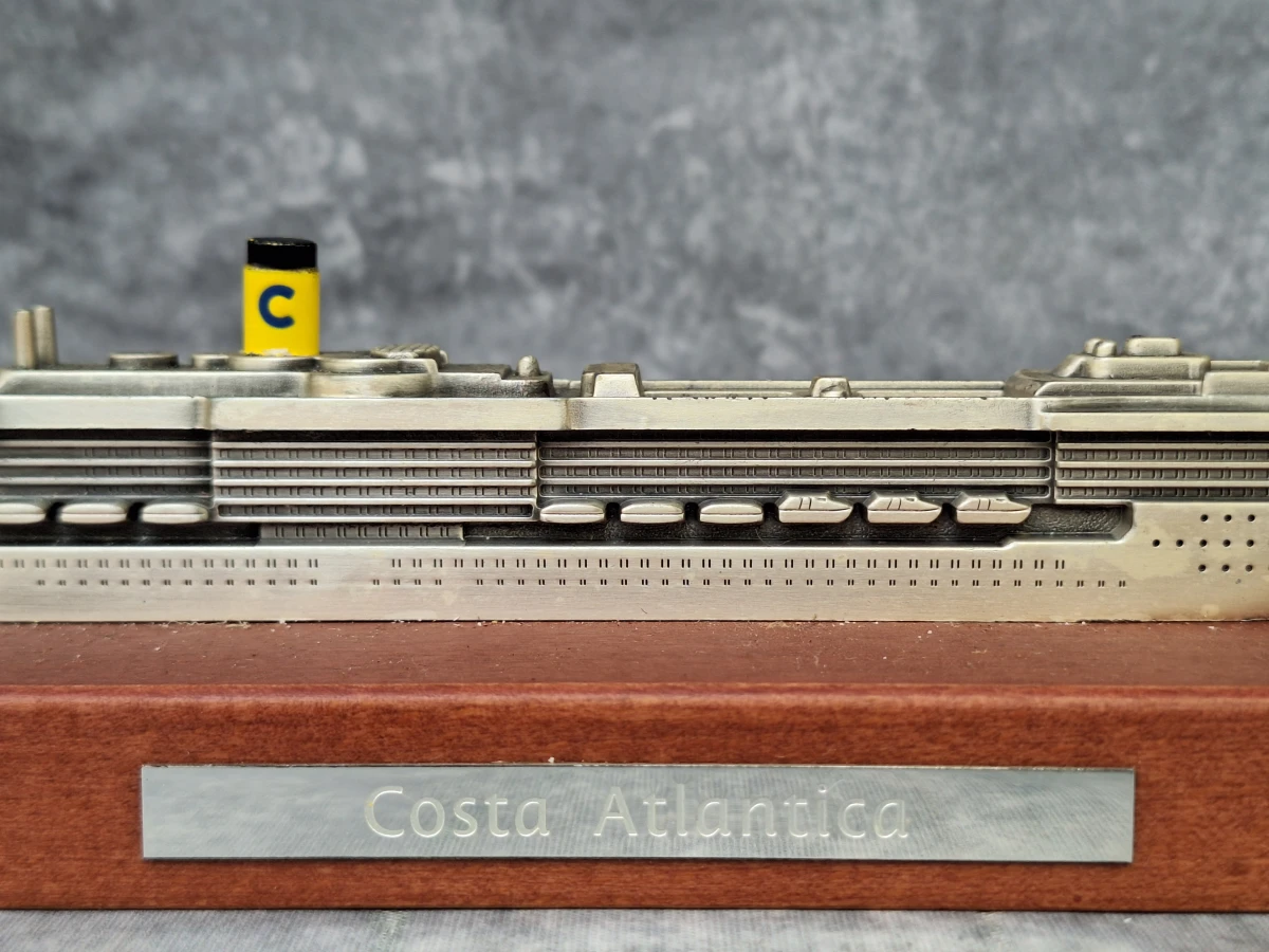 Set van 5 Costa Cruises scheepsmodellen - metaal op houten sokkel - Made in Italy (2) - foto 4