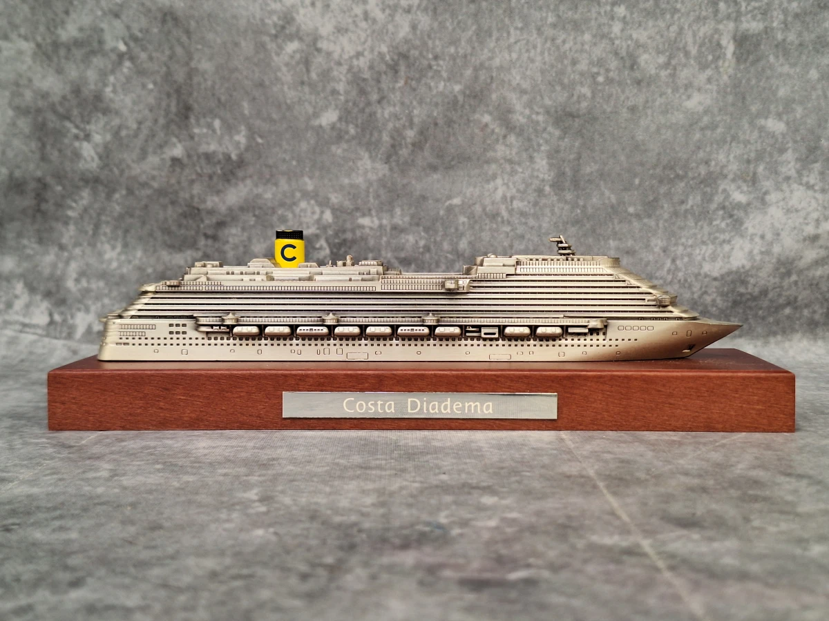 Set van 5 Costa Cruises scheepsmodellen - metaal op houten sokkel - Made in Italy (2) - foto 16