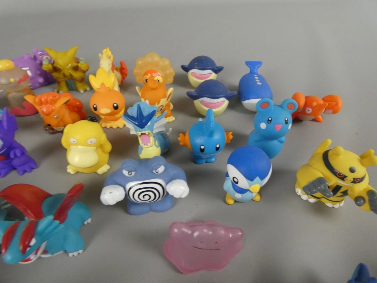 Grote verzameling Pokémon vingerpopjes van Bandai en Nintendo