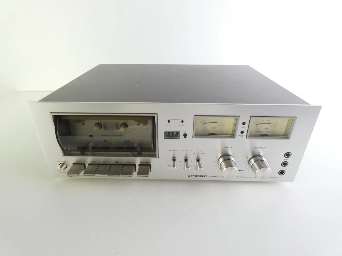 Pioneer vintage cassette deck CT-F7070