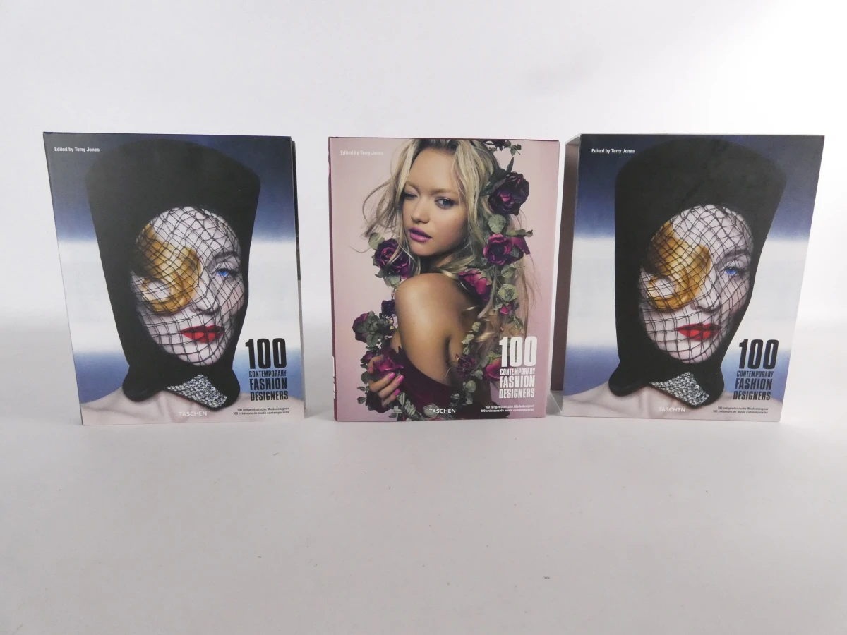 Boek 100 Contemporary Fashion Designers, 2-delig