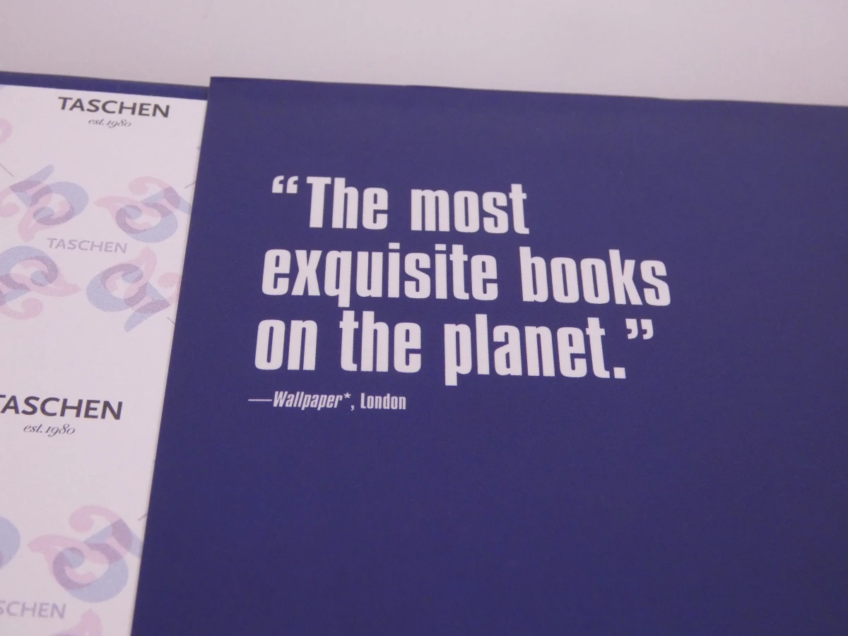 Boek 100 Contemporary Fashion Designers, 2-delig
