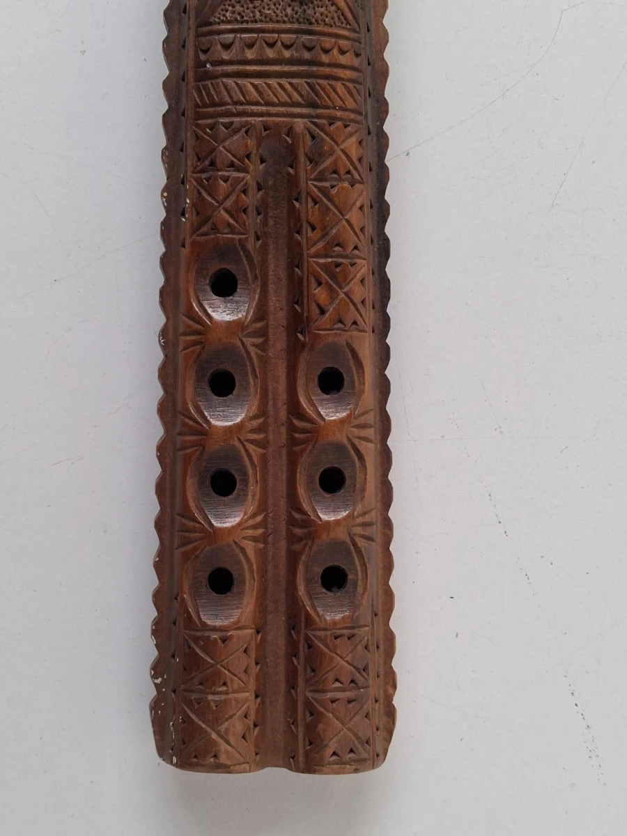Traditionele dubbelfluit uit de Balkan