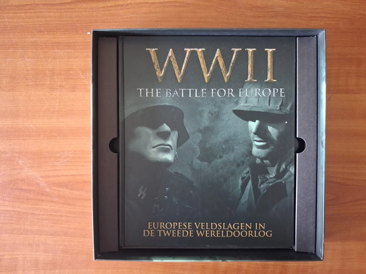 WWII The Battle for Europe - 12 DVD collectie met boek