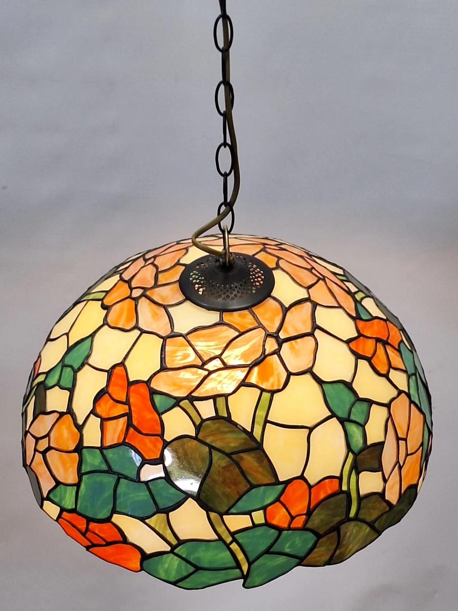 Kleurrijke Tiffany-stijl plafondlamp met bloemendecor - foto 7