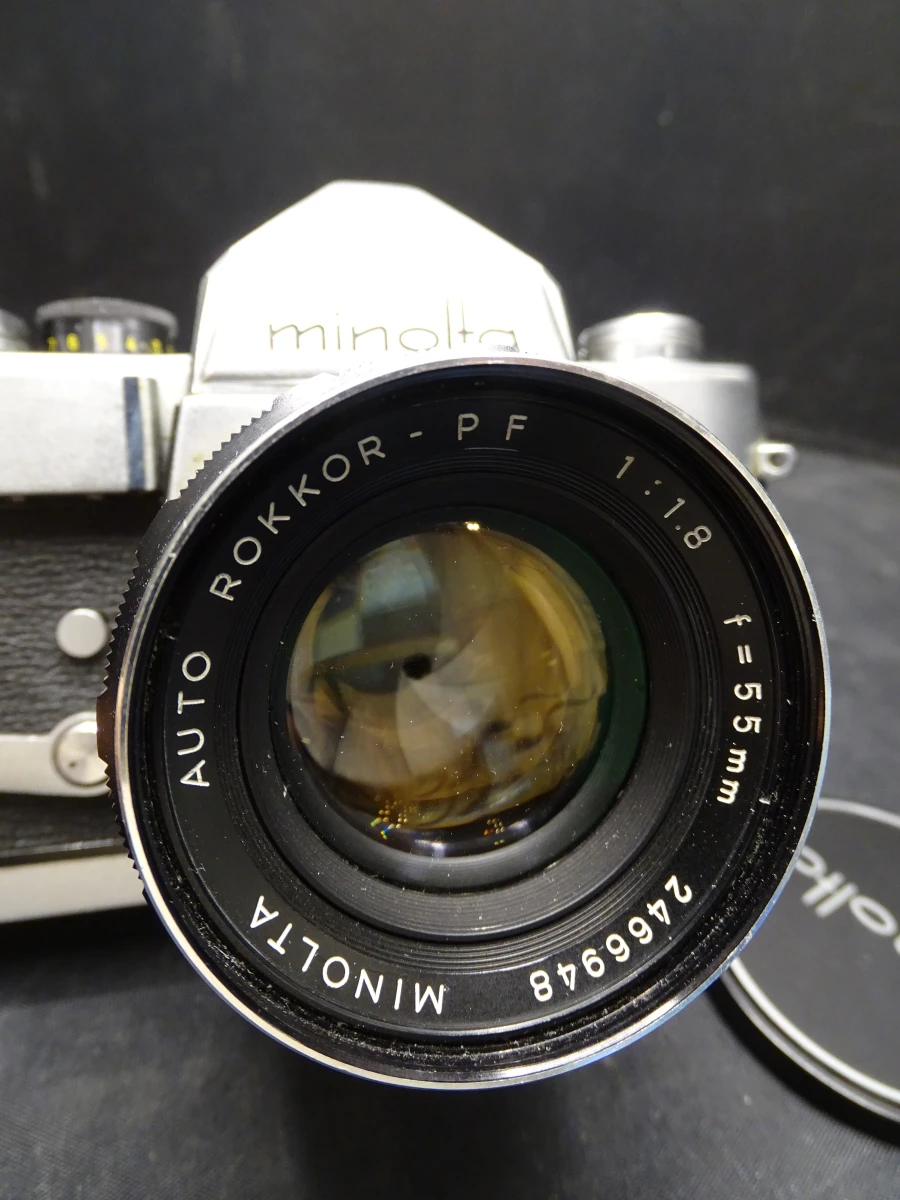 2 analoge Minolta fototoestellen