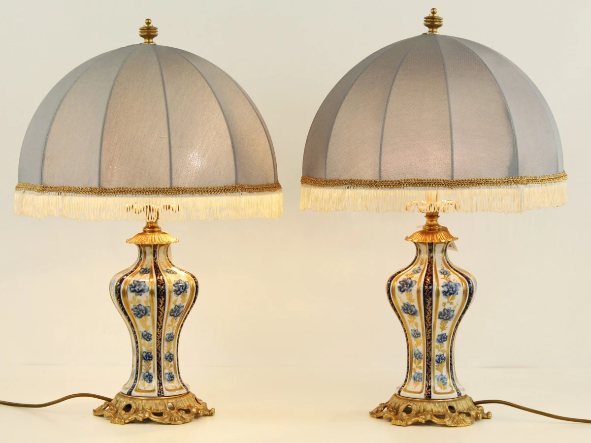 Mangani Firenze set van twee vintage slaapkamerlampen (1970-1979)