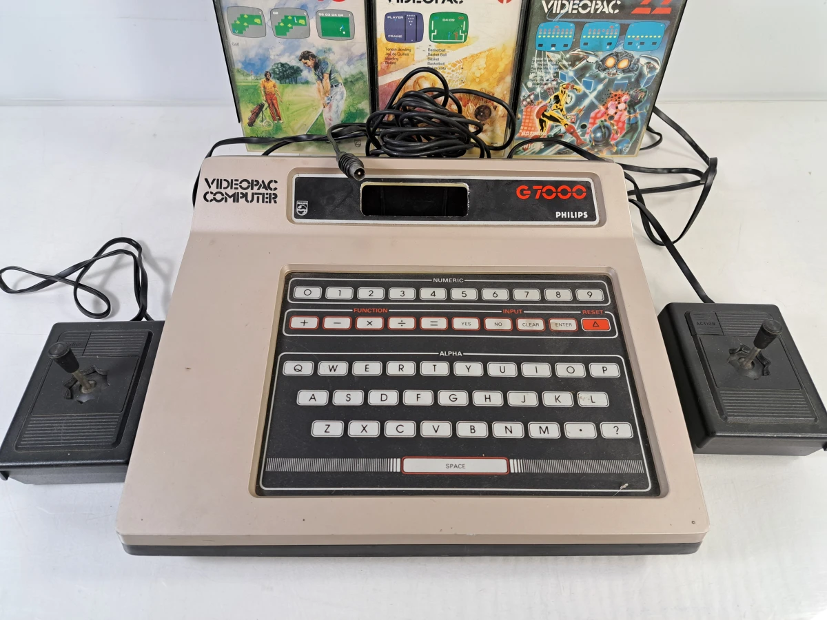 Philips Videopac G7000 spelcomputer met 6 spellen en 2 joysticks - foto 3